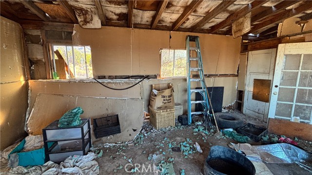 Detail Gallery Image 15 of 30 For 773 Richard St, Lucerne Valley,  CA 92356 - 1 Beds | 0 Baths