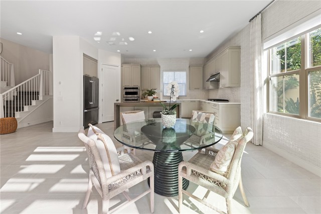 Detail Gallery Image 16 of 75 For 117 Petunia, Irvine,  CA 92618 - 4 Beds | 4 Baths