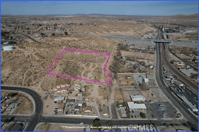 15580 1st Street, Victorville CA: https://media.crmls.org/medias/e96b5351-0c23-4433-9abc-2d66a3c839ff.jpg