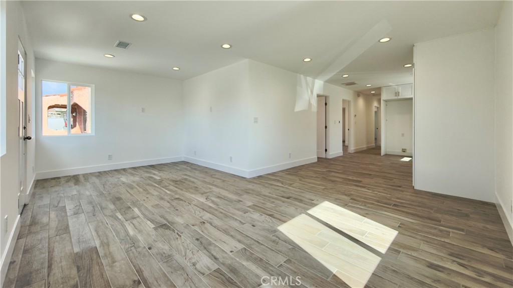 MLS #SR25170363 img 1