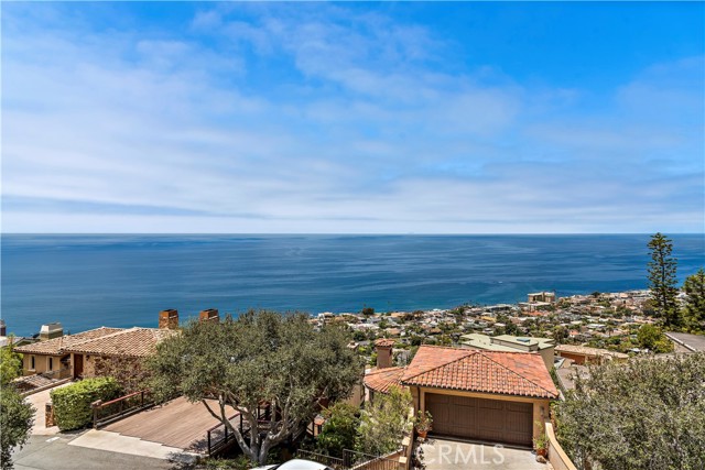 Detail Gallery Image 47 of 64 For 2340 Crestview Dr, Laguna Beach,  CA 92651 - 4 Beds | 5/1 Baths