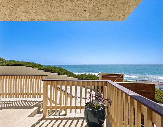 121 Boca De La Playa, San Clemente CA: https://media.crmls.org/medias/e96e08ae-88eb-431e-b197-1b0cdd610726.jpg