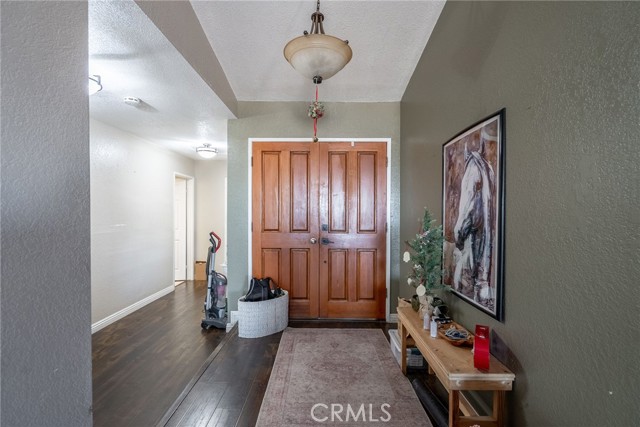 Detail Gallery Image 8 of 33 For 17874 El Mineral, Perris,  CA 92570 - 3 Beds | 2 Baths