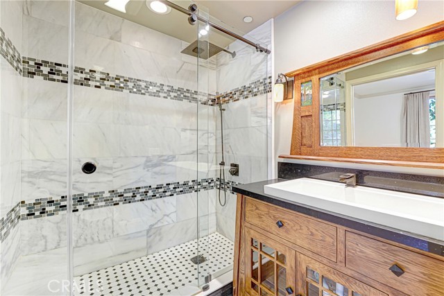 Detail Gallery Image 13 of 26 For 333 N Hill Ave #203,  Pasadena,  CA 91106 - 2 Beds | 2 Baths