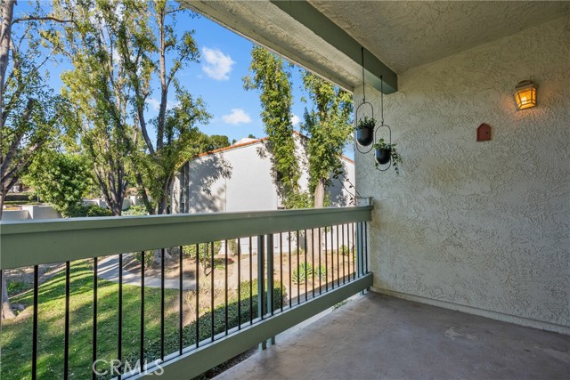 Detail Gallery Image 28 of 43 For 23675 Park Capri #24,  Calabasas,  CA 91302 - 2 Beds | 2 Baths