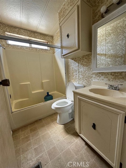Detail Gallery Image 10 of 14 For 59135 Gilman Rd, Anza,  CA 92539 - 2 Beds | 2 Baths