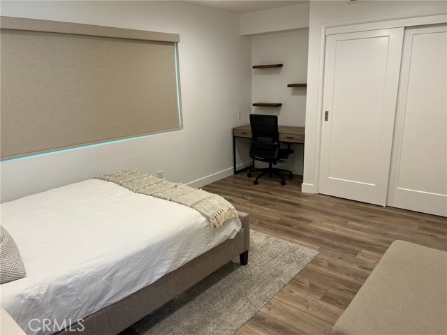 123 36th, Newport Beach CA: https://media.crmls.org/medias/e9719b25-4c76-4062-8477-aef35485bb50.jpg