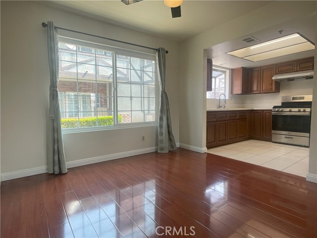 Detail Gallery Image 8 of 36 For 119 N Alhambra Ave #D,  Monterey Park,  CA 91755 - 3 Beds | 3 Baths
