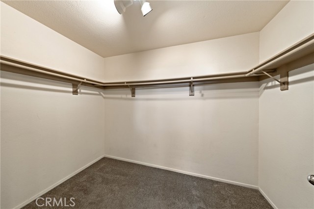 Image 31 of 54 For 22678 Weatherly Court