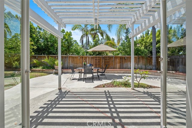 26536 Morena Drive, Mission Viejo CA: https://media.crmls.org/medias/e973b8b8-8be6-4c02-973c-ea4914d06ab3.jpg