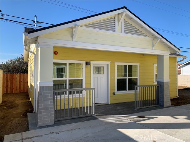 Detail Gallery Image 1 of 6 For 5479 B Palo Verde St, Montclair,  CA 91763 - 2 Beds | 1 Baths