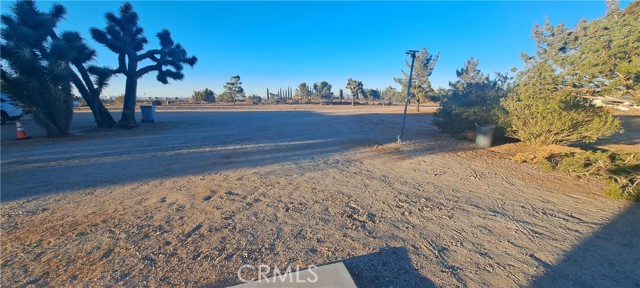 Detail Gallery Image 16 of 20 For 12255 Mesquite, Oak Hills,  CA 92344 - 2 Beds | 1 Baths