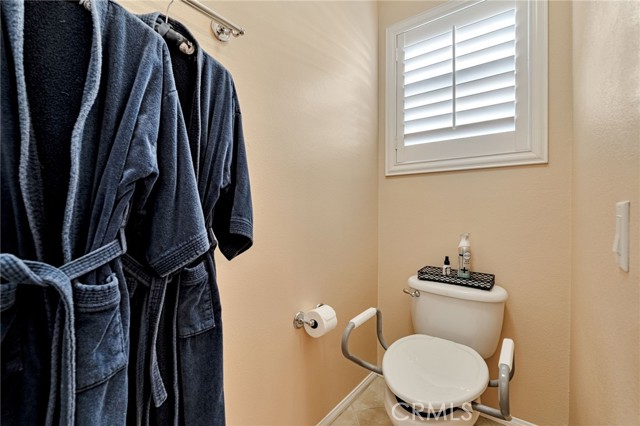 Detail Gallery Image 24 of 50 For 18845 Laurel Crest Lane, Canyon Country,  CA 91351 - 4 Beds | 3 Baths