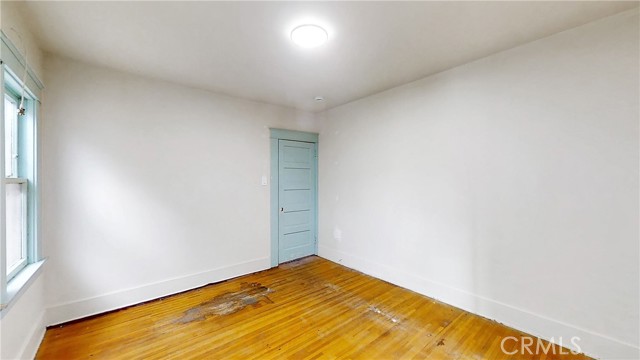 1638 W 51st Street, Los Angeles CA: https://media.crmls.org/medias/e9752133-c6ab-4630-ae22-e75c6ecb3a8a.jpg