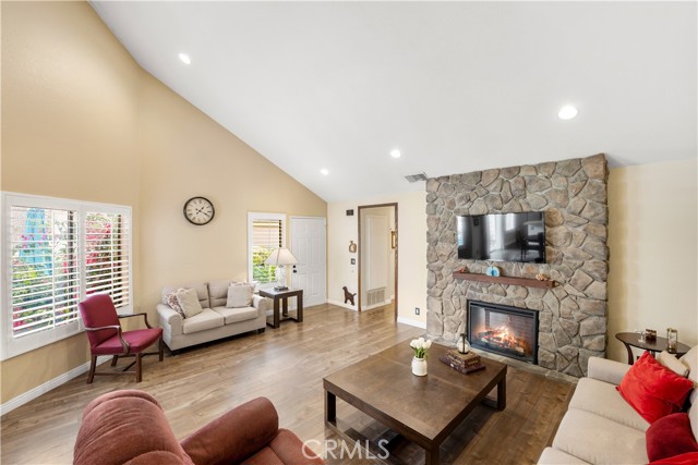 5375 Huntley Street, 76 photo 5