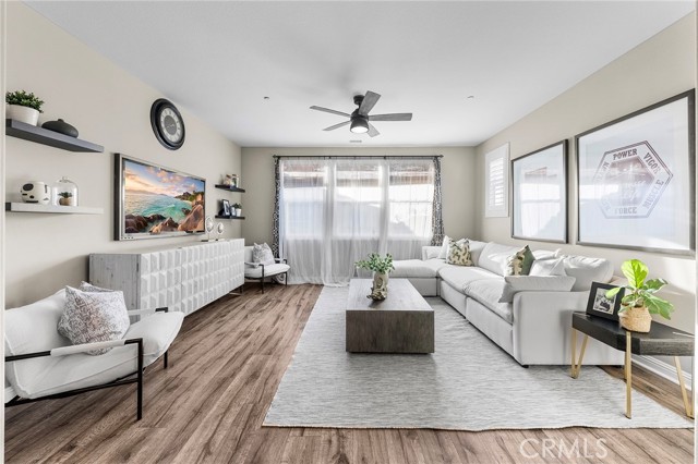 Detail Gallery Image 24 of 46 For 11 Goldenrod, Lake Forest,  CA 92630 - 4 Beds | 4/1 Baths