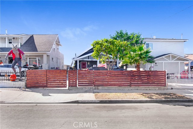 MLS# DW23187057
