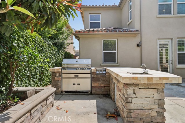 27 Antique Rose, Irvine CA: https://media.crmls.org/medias/e976d9b5-4340-4cf5-8f55-463774c0e3d9.jpg