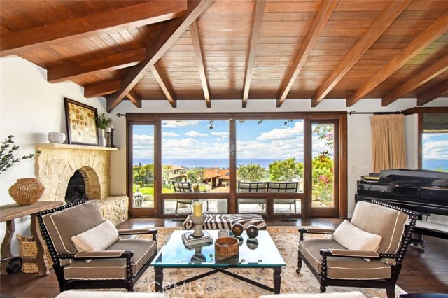 Living room with panoramic Ocean/Catalina Views!