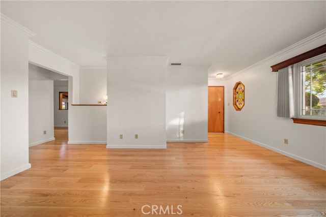 Detail Gallery Image 6 of 55 For 6107 Faculty, Lakewood,  CA 90712 - 5 Beds | 3/1 Baths