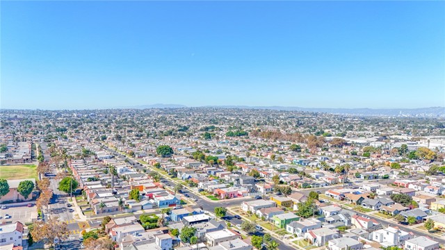 Detail Gallery Image 48 of 48 For 1814 W 68th St, Los Angeles,  CA 90047 - 3 Beds | 2 Baths