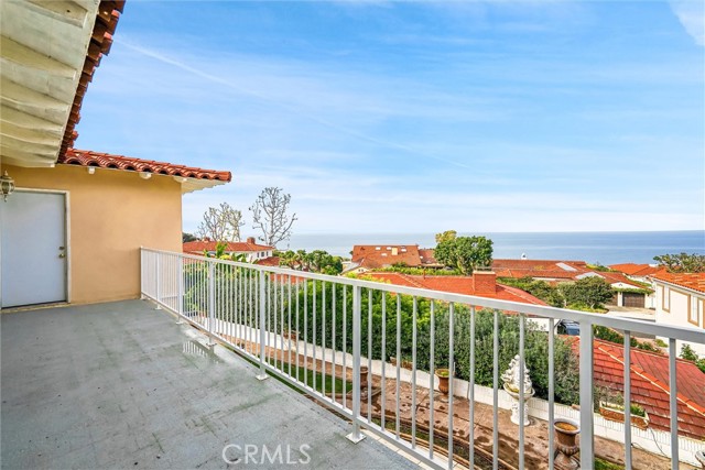 573 Via Almar, Palos Verdes Estates, California 90274, 4 Bedrooms Bedrooms, ,1 BathroomBathrooms,Residential,Sold,Via Almar,EV24000659