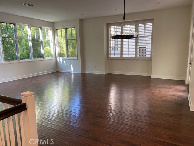13070 Discovery Creek, Los Angeles CA: https://media.crmls.org/medias/e979003d-b5ef-49b9-a7d2-df56ba031008.jpg