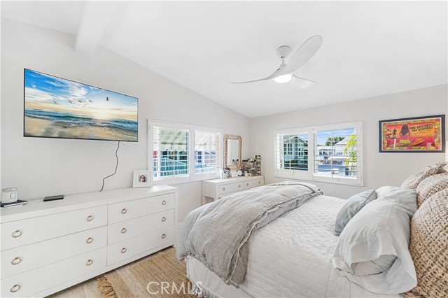 Detail Gallery Image 19 of 48 For 262 Mayflower Dr, Newport Beach,  CA 92660 - 2 Beds | 2 Baths