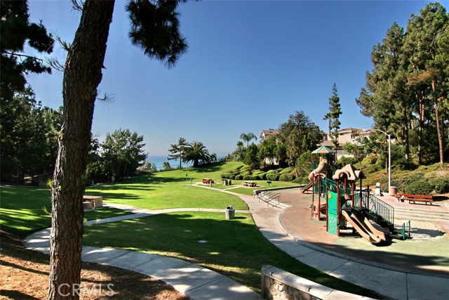 26925 Calle Dolores, Dana Point CA: https://media.crmls.org/medias/e97957fb-8bed-4b7c-bda3-d61a46af3c90.jpg