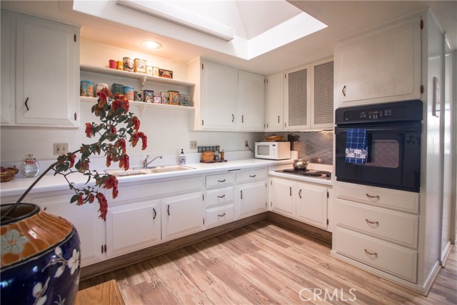 Detail Gallery Image 12 of 32 For 1442 Golden Rain Rd 50a,  Seal Beach,  CA 90740 - 2 Beds | 1 Baths