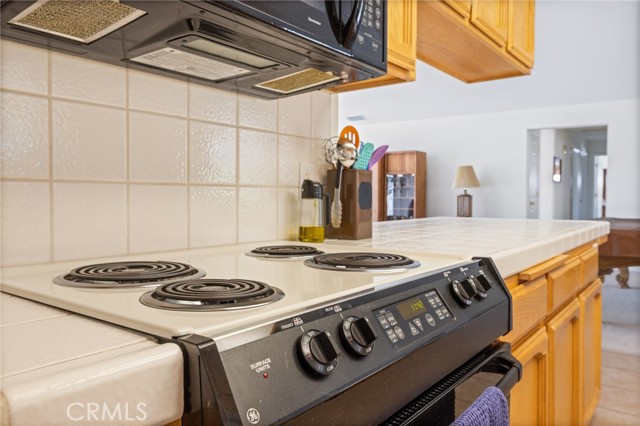 Detail Gallery Image 12 of 75 For 50174 Road 620, Oakhurst,  CA 93644 - 3 Beds | 2 Baths