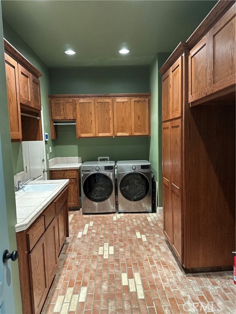 9003 Forest Oaks Court, Bakersfield CA: https://media.crmls.org/medias/e97a4cd3-8112-4ff6-8ca7-df0f293fb6fc.jpg