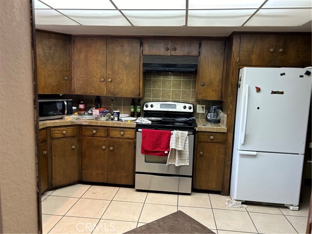 4644 La Canada Road, Fallbrook CA: https://media.crmls.org/medias/e97bd2fb-c000-422a-96ca-2df753c5d933.jpg