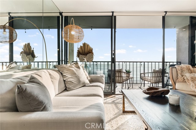 Front Image Thumbnail for CRPW26034067