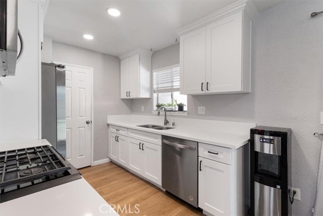 Detail Gallery Image 21 of 63 For 806 S Sandalwood Ave, Bloomington,  CA 92316 - 3 Beds | 2 Baths