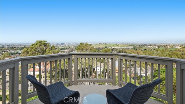 Detail Gallery Image 44 of 47 For 31 Saint Tropez, Newport Beach,  CA 92660 - 4 Beds | 3 Baths