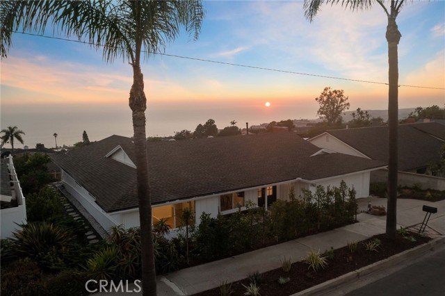 E97fade2 1e90 48d9 820b D7c30ce534e1