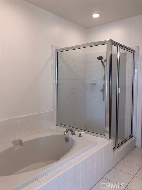 Detail Gallery Image 32 of 53 For 6267 Surfpoint Cir, Huntington Beach,  CA 92648 - 3 Beds | 2/1 Baths