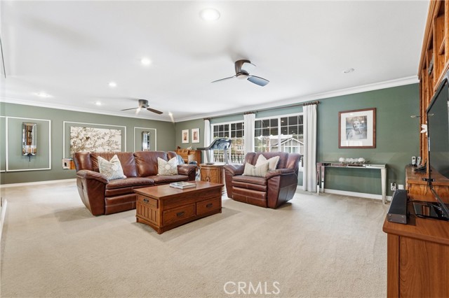 Detail Gallery Image 21 of 45 For 980 S Rutgers Circle, Anaheim Hills,  CA 92807 - 3 Beds | 3 Baths