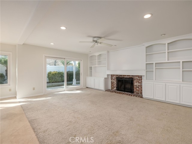Image 11 of 43 For 44035 Sheldon Court