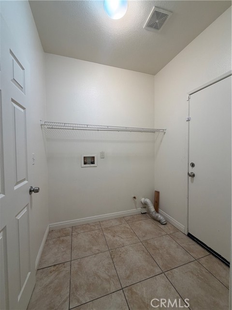 Detail Gallery Image 26 of 31 For 14651 Indian Wells, Victorville,  CA 92394 - 4 Beds | 3 Baths