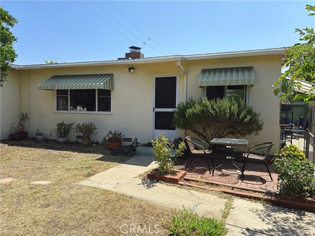 7135 Sultana Avenue, San Gabriel CA: https://media.crmls.org/medias/e981a28a-afb5-45b4-8829-68f6a88b4a85.jpg