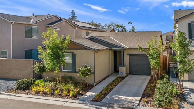 Detail Gallery Image 2 of 55 For 6125 W Willis Ave, Fresno,  CA 93723 - 2 Beds | 2 Baths