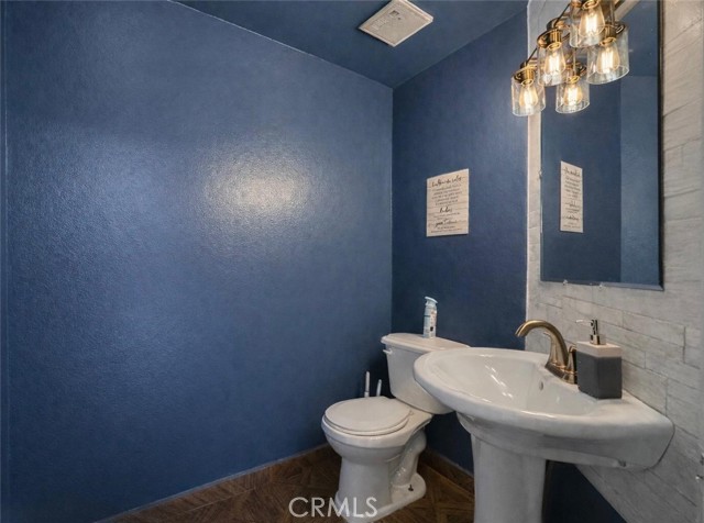 Detail Gallery Image 10 of 26 For 9053 Willis, Panorama City,  CA 91402 - 2 Beds | 2 Baths