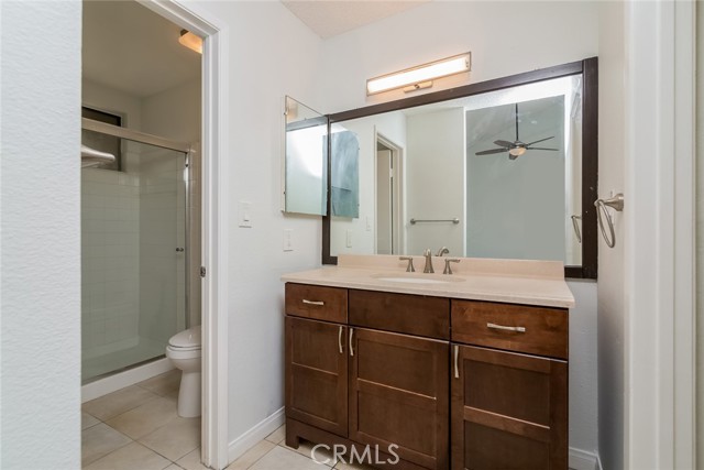 5711 Owensmouth Avenue, Woodland Hills CA: https://media.crmls.org/medias/e9834081-5a1b-4af2-aee8-d558fa38c9e9.jpg