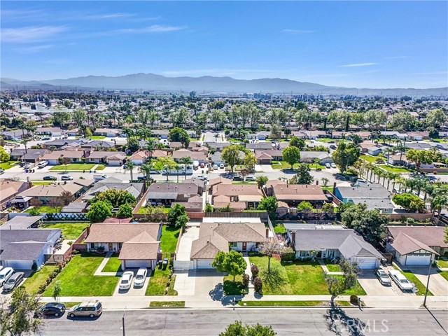 Detail Gallery Image 35 of 41 For 1602 E Oak Hill Ct, Ontario,  CA 91761 - 4 Beds | 2 Baths