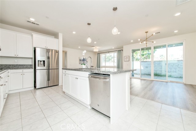 Detail Gallery Image 10 of 50 For 4522 S Afton Privado, Ontario,  CA 91761 - 2 Beds | 2 Baths