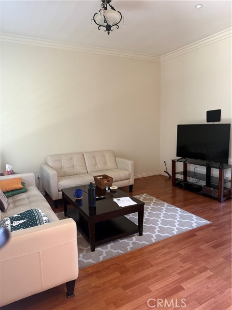 Detail Gallery Image 40 of 41 For 128 E Broadway Apt H,  San Gabriel,  CA 91776 - 3 Beds | 3 Baths