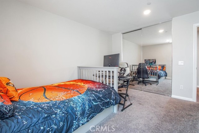 5532 Bertini Way, Fontana CA: https://media.crmls.org/medias/e985eb2d-9eb5-473b-b46f-467e2e19d906.jpg