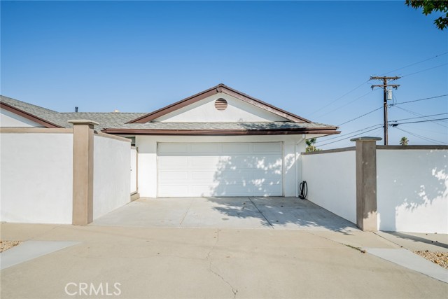 Detail Gallery Image 6 of 56 For 150 E 19th St, Upland,  CA 91784 - 4 Beds | 2 Baths